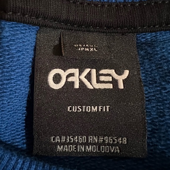 Oakley Sweatshirt size Large - Picture 2 of 10